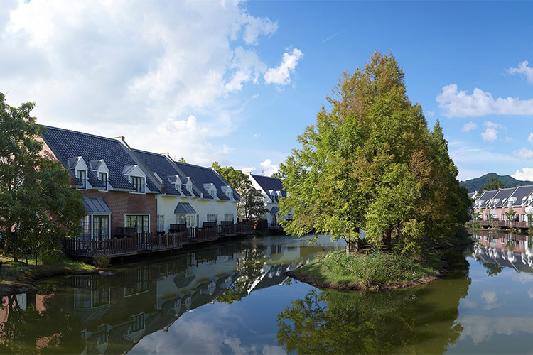 Forest Villa Huis Ten Bosch Official Hotel in the Park